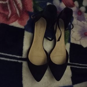 Black Pointed Flats